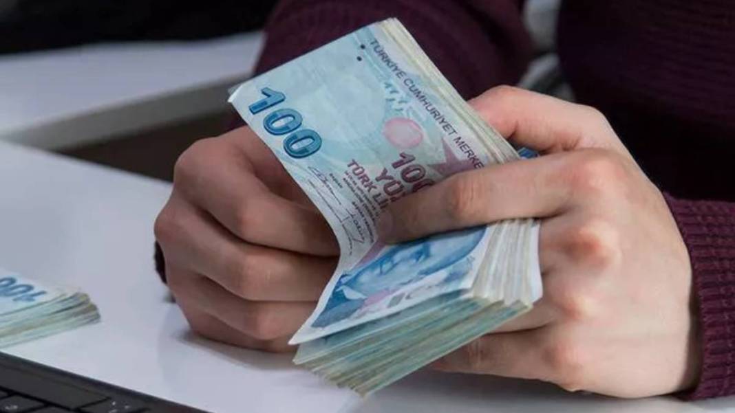 42 yaşında emeklilik geliyor! 2023'e girerken milyonlarca kişiye iyi haber: EYT tartışmalarının ardından flaş düzenleme 8